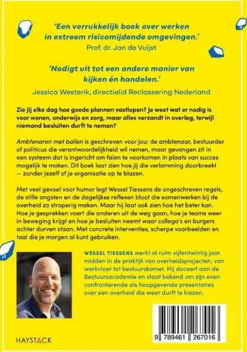 Ambtenaren met ballen