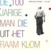 De 100-jarige man die uit het raam klom en verdween